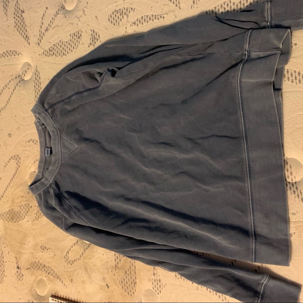 Long sleeve shirt